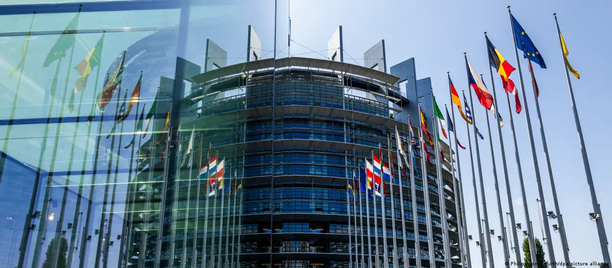 Совет ЕС ужесточил нормы приостановки безвиза с третьими странами