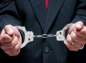 Banka borcu olan şəxs həbs oluna bilər? 