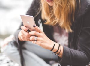 Штрафы и аресты: Азербайджан усиливает контроль над соцсетями