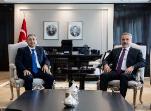 Хакан Фидан встретился с Халафом Халафовым
