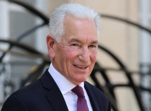 СМИ: Чарльз Кушнер хотел навестить Саркози в тюрьме