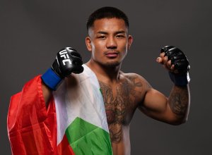 Джошуа Ван стал первым чемпионом UFC, родившимся в XXI веке