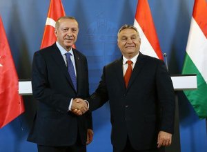 Турция и Венгрия обсуждают реализацию совместных проектов в оборонной сфере