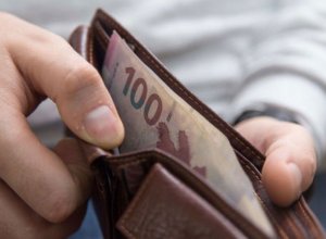 Милли Меджлис принял прожиточный минимум и критерий нуждаемости на 2026 год