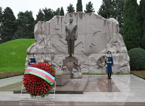 Алиевы почтили память общенационального лидера