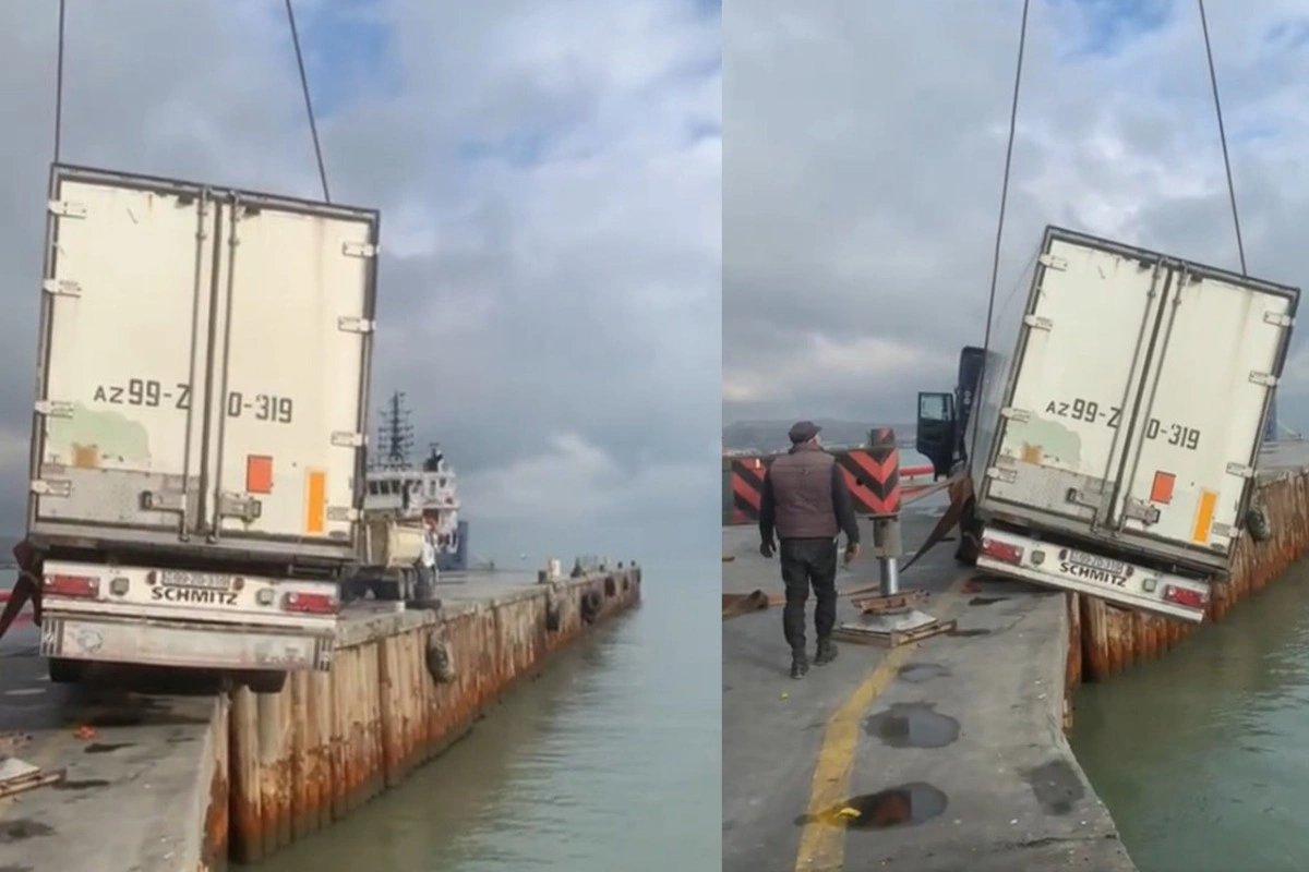 В Баку грузовик чуть не сорвался в море-ВИДЕО