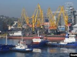 Российский обстрел повредил в Одесском порту судно под флагом Ливана