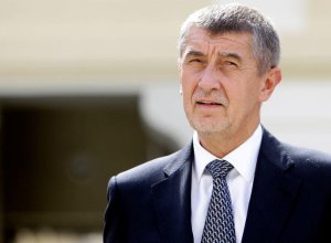 Бабиш сообщил, что обсудил с Трампом войну