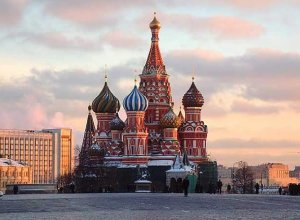 Власти Москвы закрывают Красную площадь