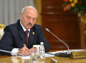 Лукашенко в преддверии Нового года помиловал свыше 20 человек