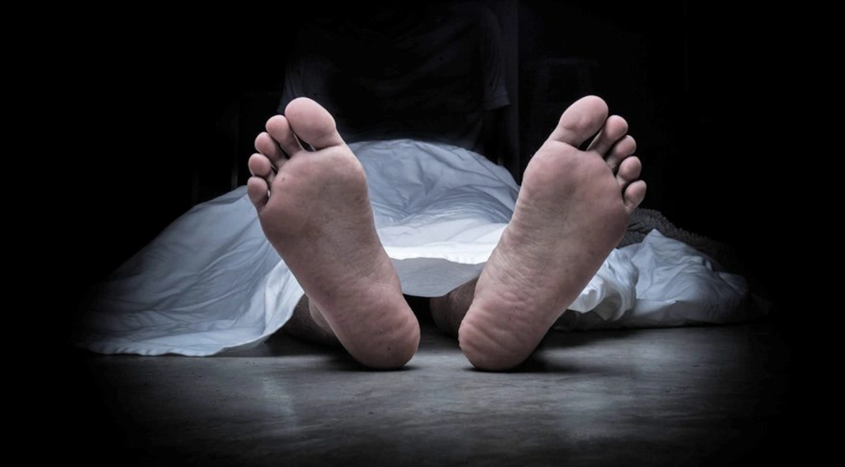 В Баку 38-летний мужчина скончался от отравления алкоголем