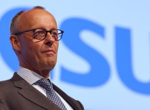 Мерц исключил развертывание многонациональных сил в Украине без согласия России