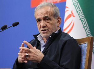 Арагчи: Президент Ирана лично встретился с участниками протестов