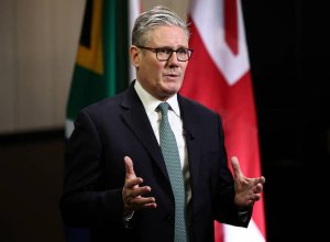 Стармер может войти в совет по управлению сектором Газа