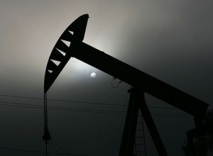 Добыча нефти в России сократилась