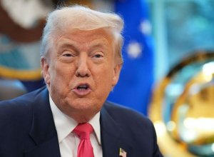 Трамп заявил, что мирные переговоры по Украине затягивает Зеленский, а не Путин