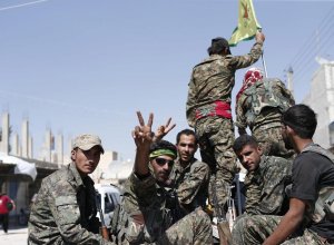 Части сирийской армии вступили в Табку, окружив силы боевиков