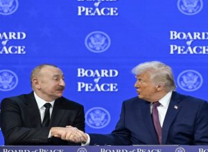 Лидеры Азербайджана и США проводят встречу в Давосе