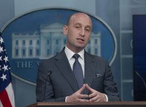 Белый дом: Европа медленно убивает сама себя