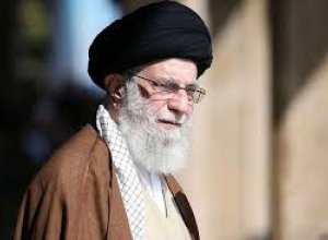 СМИ: Хаменеи скрывается в подземном бункере в Тегеране