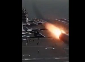 Иран показал «уничтожение» вражеского авианосца