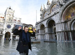 Венеция оказалась под угрозой подтопления: За 9 дней зафиксировано 15 приливов