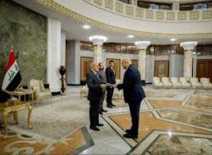 Посол Азербайджана вручил верительные грамоты президенту Ирака