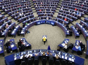 Европарламент проведет ускоренное голосование по выделению кредита Украине