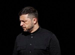 Зеленский извинился за свою оценку переговоров