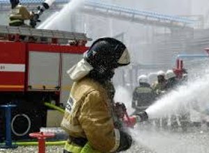 В Саратовской области РФ три человека погибли при пожаре в жилом доме