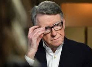 СМИ: Экс-посла Британии в США Мандельсона освободили из-под стражи под залог