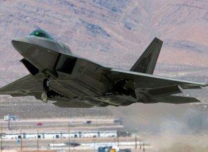 США разместят истребители F-22 на базе ВВС на юге Израиля