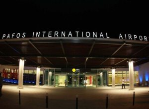Объявлена срочная эвакуация из аэропорта кипрского города Пафос