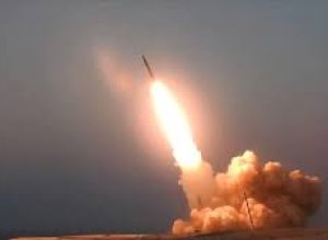 Иран ударил ракетой по центральной части Израиля, ожидается новая волна ударов