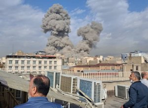 Израиль начал «крупномасштабной волны ударов» по Тегерану