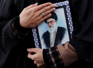 Разведка США следит за выборами верховного лидера Ирана