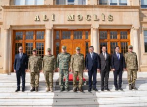 Турецкий генерал обсудил в Нахчыване атаку иранских дронов