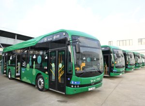 В Баку обновляют автобусы еще на одном маршруте