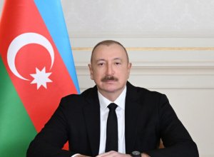 Алиев поздравил азербайджанцев по случаю праздника Новруз