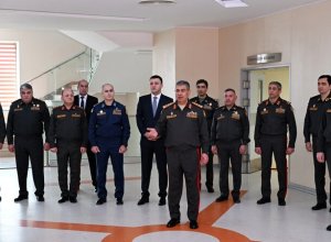Руководство Минобороны Азербайджана посетило военный госпиталь-ФОТО