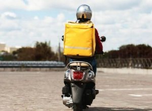 Вступили в силу новые правила для водителей мопедов