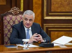 Григорян: Ереван считает транзит через Азербайджан ключом к росту торговли