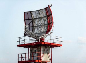 В результате атак БПЛА повреждена РЛС аэпорта Кувейта