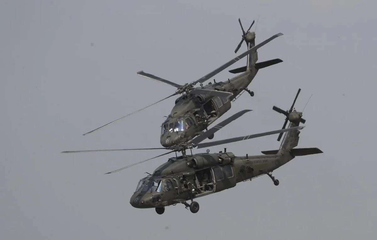 СМИ: Военные Ирана обстреляли участвовавшие в поиске F-15Е вертолеты США