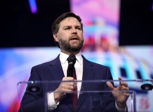 Вице-президент США отправился в Пакистан для переговоров с Ираном