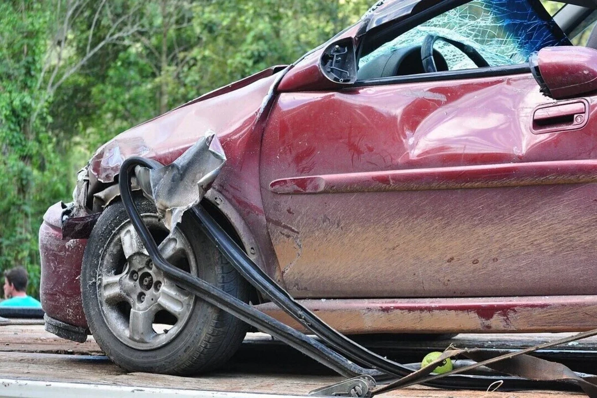 В Сальяне произошло ДТП, есть погибшая и пострадавшие