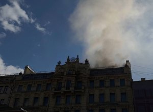 В Петербурге загорелся дом матери Павла Дурова