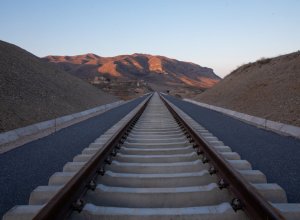 Ариф Агаев: Открытие железной дороги Агдам-Ханкенди планируется в 2027 году