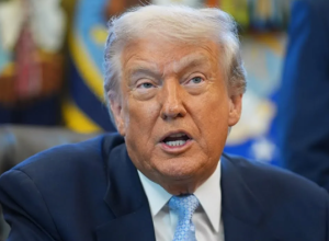 Трамп: Иран не сможет шантажировать США своими решениями по Ормузскому проливу