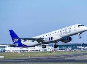 Bloomberg: Авиакомпании начали сокращать рейсы из-за роста цен на топливо